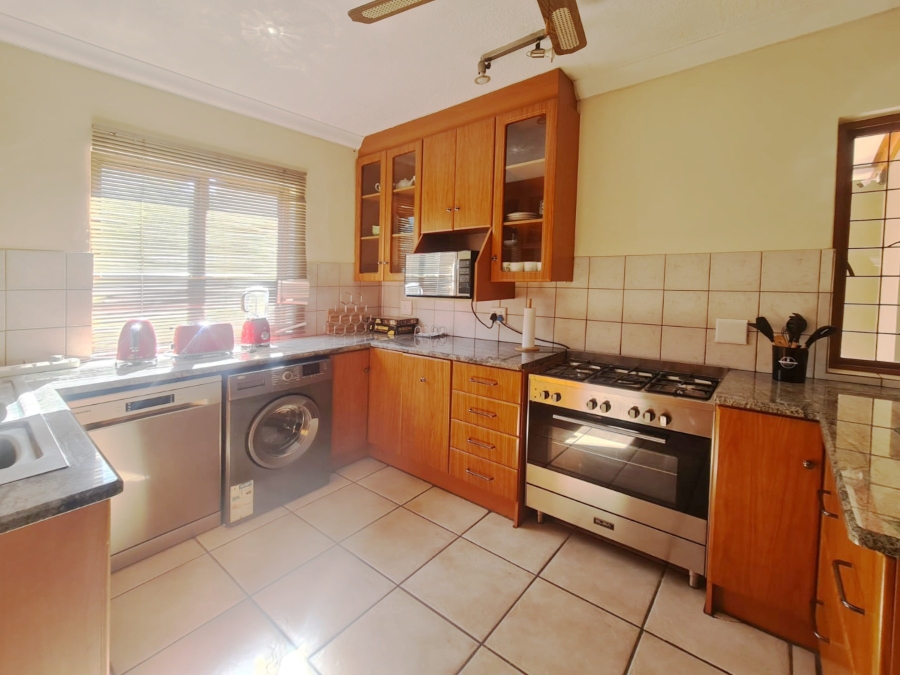 2 Bedroom Property for Sale in Eagles Landing North West